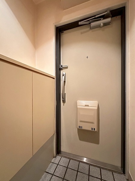 マンション雅叙苑_玄関フロアの写真