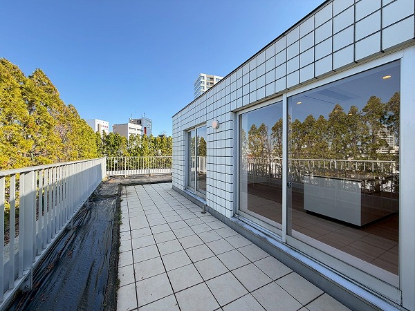 D’クラディア神宮外苑ハイヴァリー_ルーフバルコニーの写真