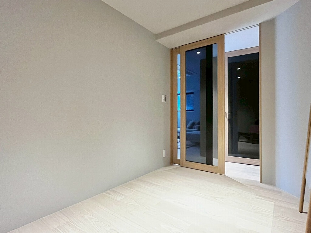 ガレリアコルテ六番町_広々とした洋室の写真