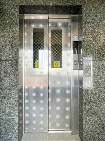 グランドパーク代々木　エレベーター