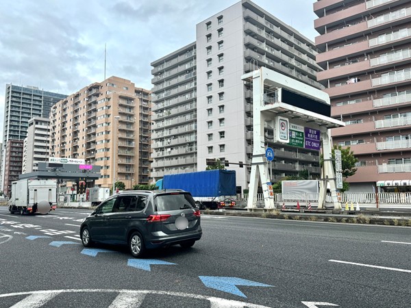 首都高速出入口