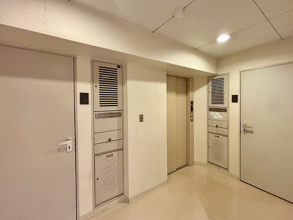 南青山セピアコート 内廊下