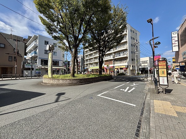 駅周辺のバス乗り場