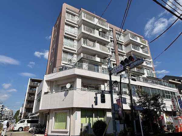 梅丘アイワマンション　外観