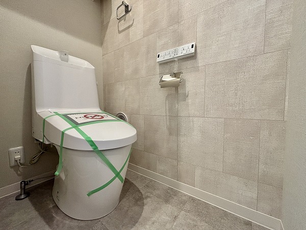 ジェイパーク渋谷イーストスクエア_手洗い一体型トイレの写真