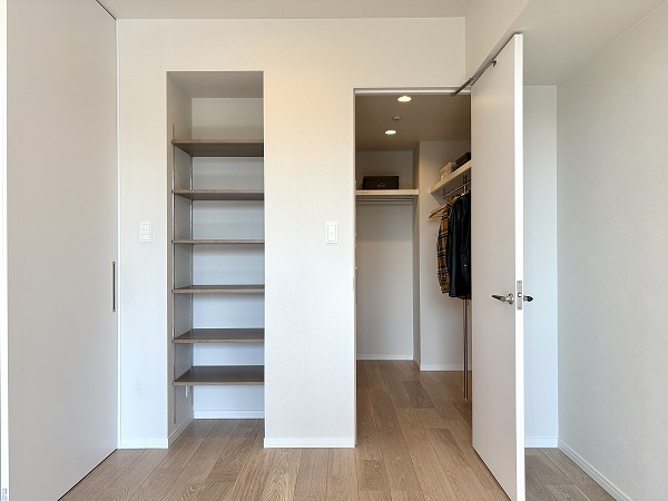 パークコート高輪ヒルトップレジデンス_約8.4帖の洋室収納の写真