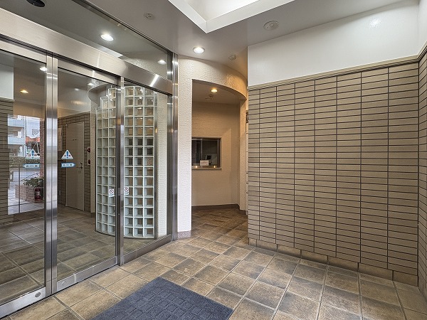 朝日シティパリオ島津山_エントランス