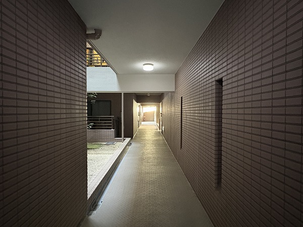 朝日マンション目黒　外廊下