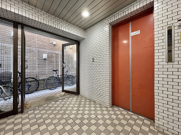 ダイヤアクティ三軒茶屋　エレベーター