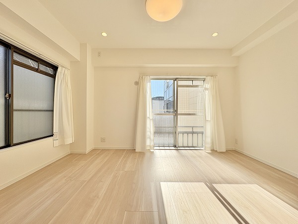 パレドール上用賀_陽当たり良好な居室の写真