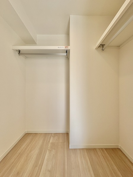 パレドール上用賀_ウォークインクローゼットの写真