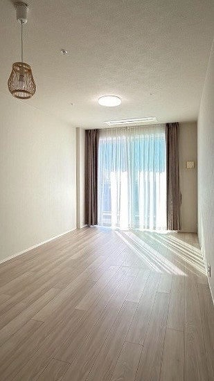 パークタワー晴海_陽当たりの良いリビングダイニングの写真