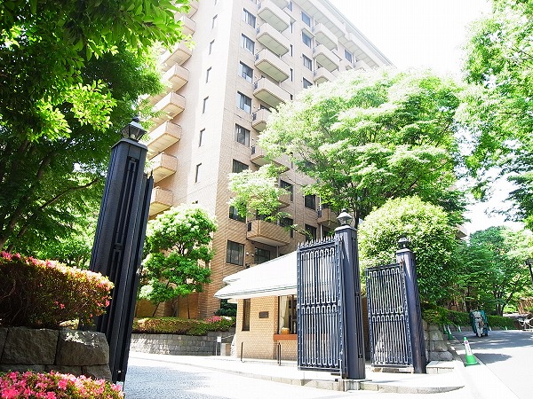 広尾ガーデンヒルズサウスヒル　アプローチ