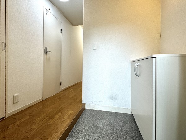 マンション西目黒苑_玄関の写真