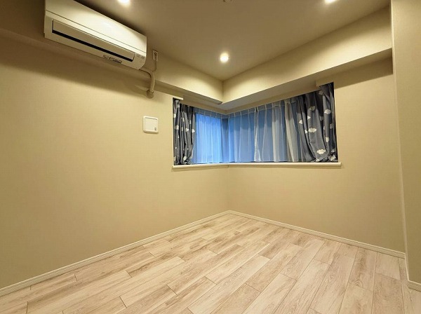 トゥールロワイヤル神宮前_コンパクトな洋室の写真