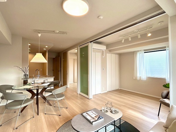 シティハウス四谷坂町_広々したLDKの写真