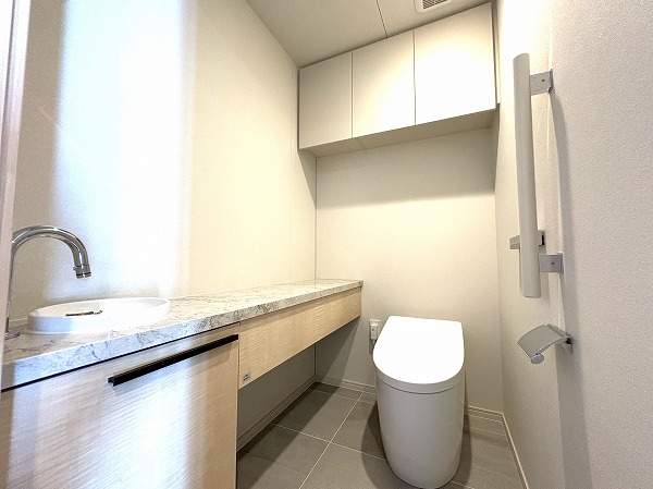 パークタワー西新宿_ホテルライクなトイレの写真