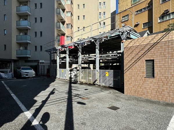 ライオンズプラザ池田山　駐車場