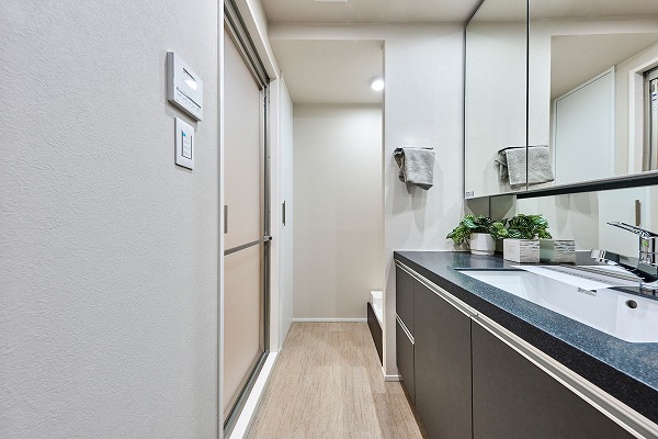 アップルタワー東京キャナルコート_サニタリールームの写真