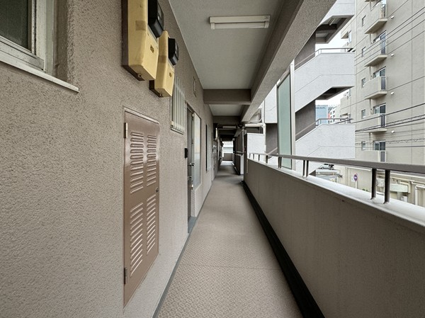 ライオンズマンション大森海岸　外廊下