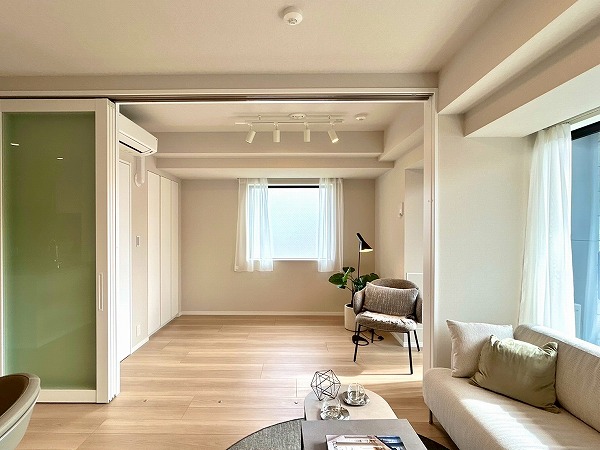 シティハウス四谷坂町_約6帖の洋室