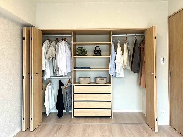 メゾン西永福_洋室のクローゼットの写真