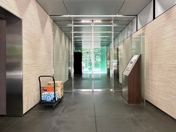 プリズムタワー　エントランス