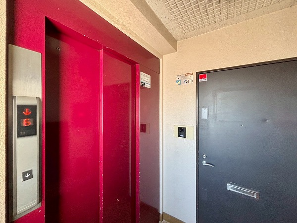 ライオンズマンション六義園　内廊下