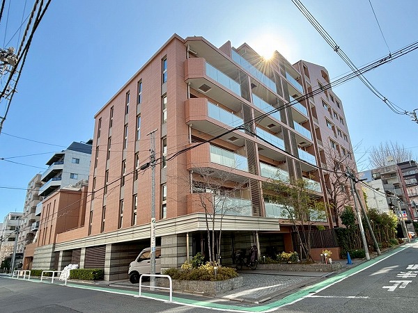 プレミスト神楽坂 外観