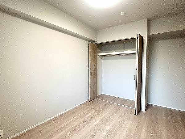 エクレールガーデン南荻窪_クローゼットの付いた洋室の写真