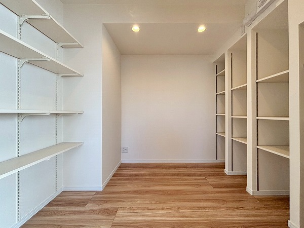 ライオンズマンション六義園_コンパクトな洋室の写真