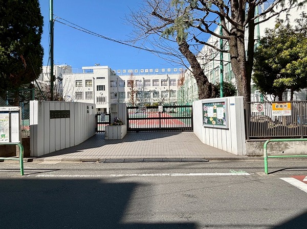 江戸川小学校