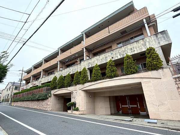 藤和目黒八雲ホームズ　外観