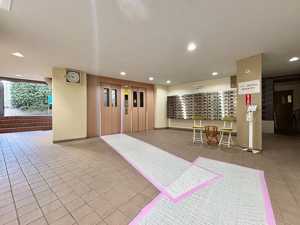 新大塚共同住宅 エントランス