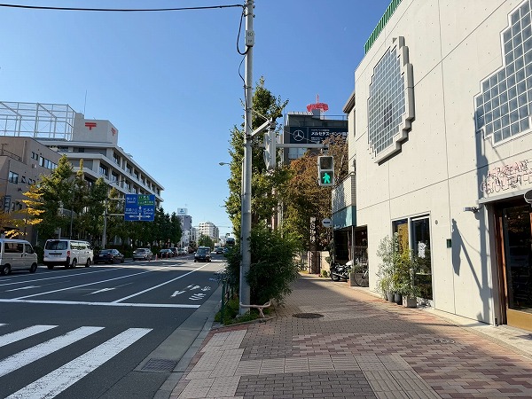 マンション近く