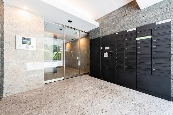 アルテシモモーレ エントランス