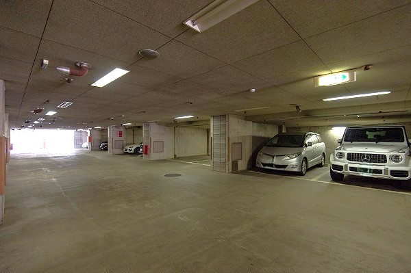 ディアナコート恵比寿 駐車場