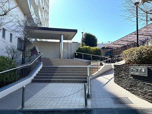 オーク荻窪マンション　アプローチ
