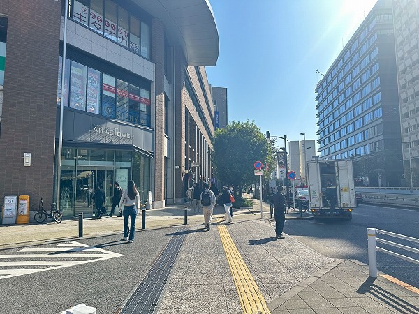 アトラスタワー