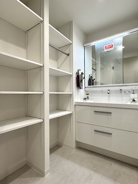 多摩川ハウス_洗面室の写真