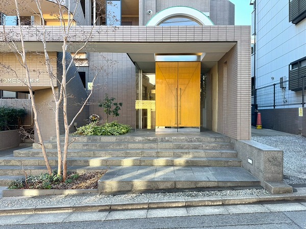 ホームズ羽根木　アプローチ