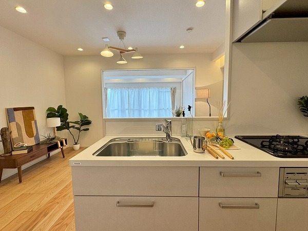 四谷ハイコーポ_オシャレなキッチンの写真