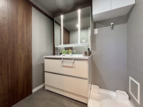 アールクレエ本郷_清潔感のあるパウダールームの写真