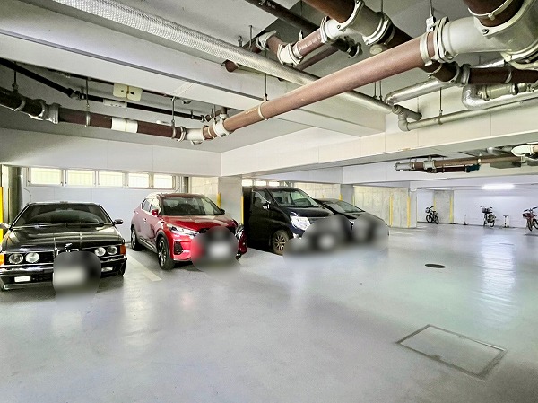 グレイスコート池尻大橋　駐車場・駐輪場