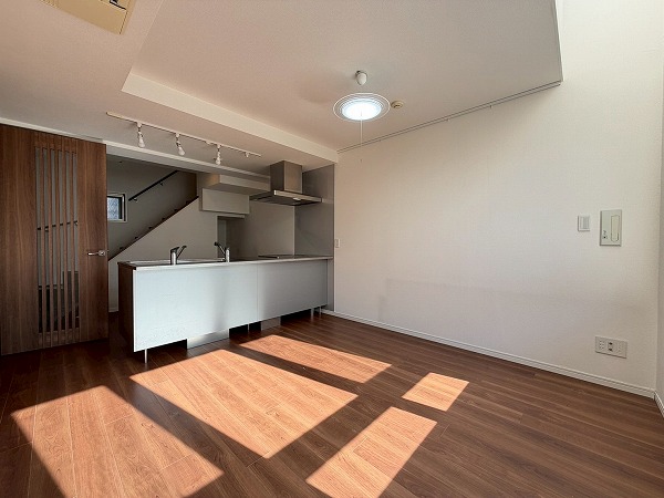 BAOS神宮前_リビングダイニングキッチンの写真