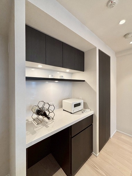 パークシティ中央湊ザタワー_キッチン背面の写真