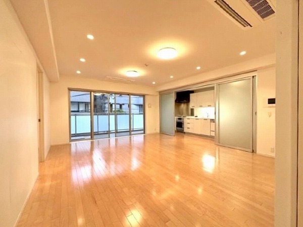 リュエル神宮の杜ザ・レジデンス_メインルームの写真