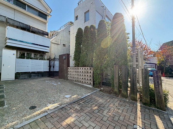 BAOS神宮前　アプローチ