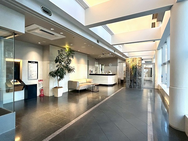 中野サンクォーレ　エントランスホール