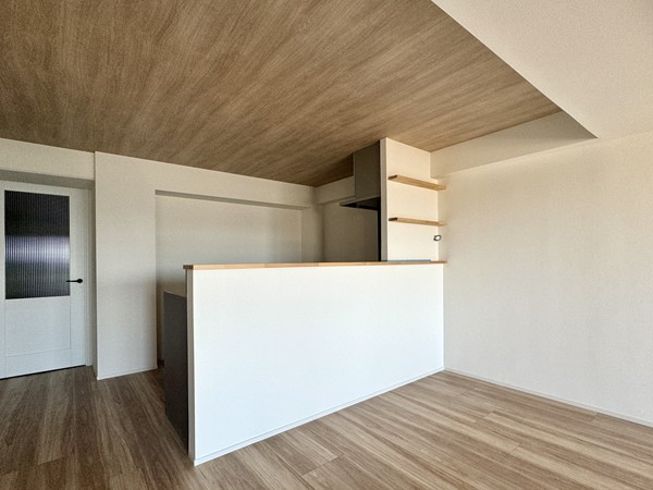 多摩川ハイム3号棟_対面キッチンの写真